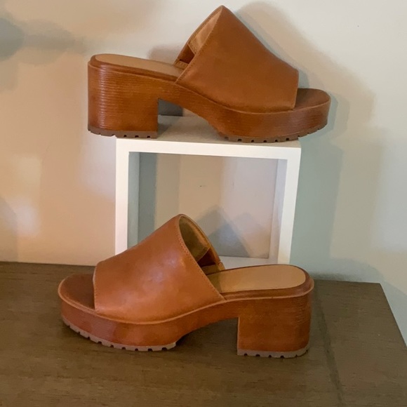 Crown Vintage | Shoes | Crown Vintage Liglita Platform Sandal | Poshmark